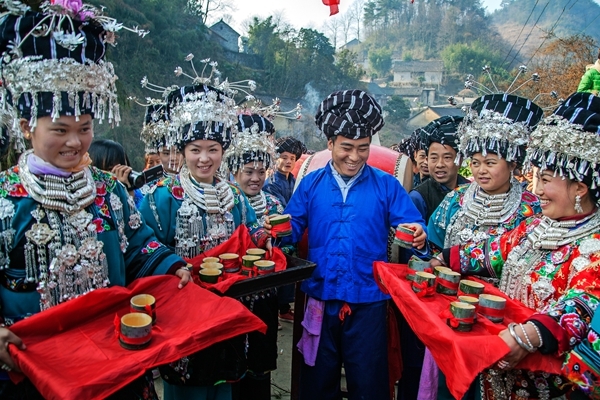 苗寨拦门酒